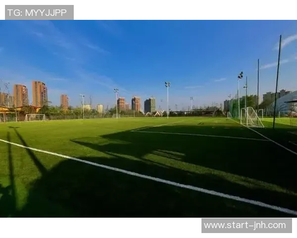 福田保税区足球场周边休闲活动推荐与场馆设施详解